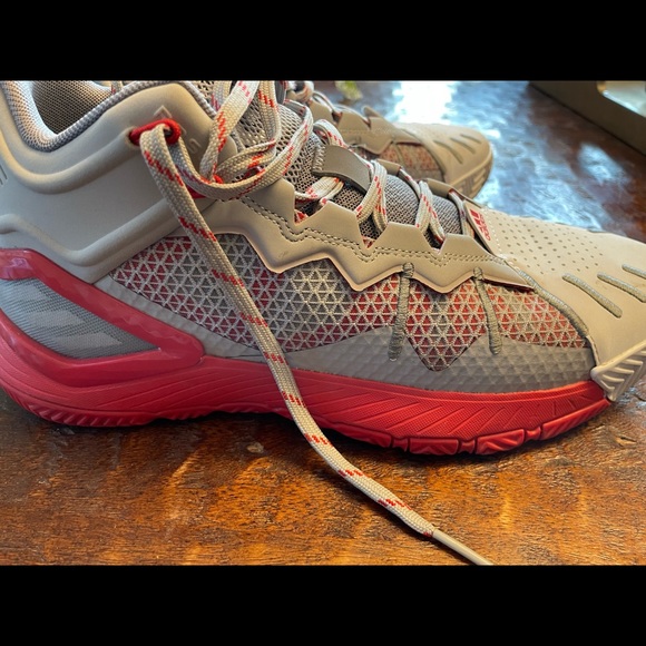 Adidas Son of Chi basketball shoes M 9 - Picture 4 of 8